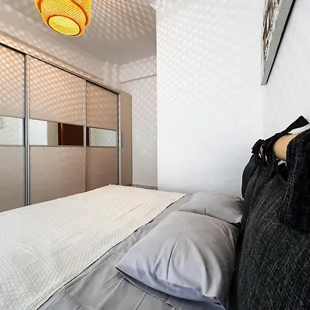 Apartment Aurora * Sarande